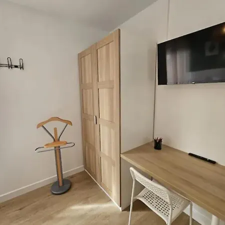 Apartment Un Jardin En - L Avenue Des Voyageurs